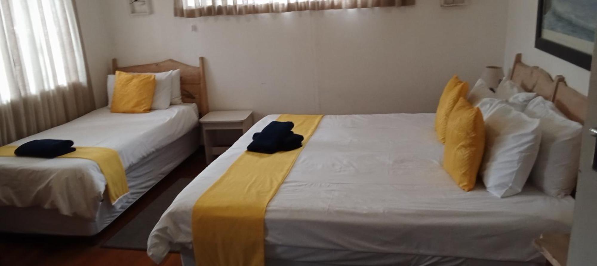 Aquarius Bed And Breakfast Jeffreysbaai Buitenkant foto