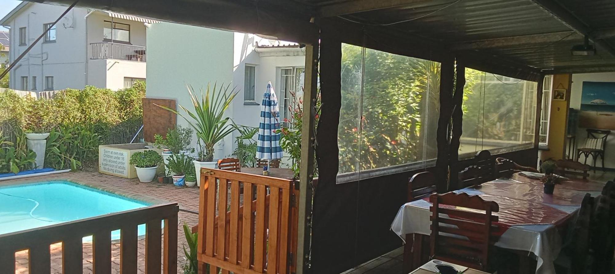 Aquarius Bed And Breakfast Jeffreysbaai Buitenkant foto